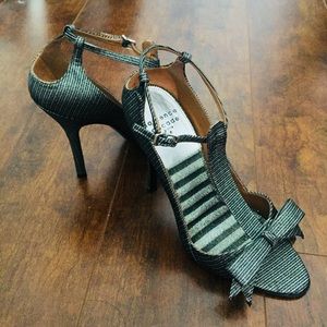 Laurence Dacade silver bow heels size 36.5
